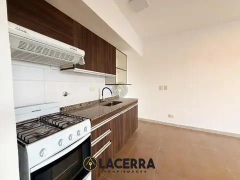 Depto Tipo Casa en Alquiler de 2 ambientes