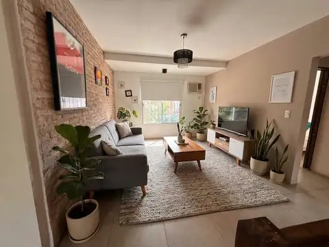 Casa en Venta 6 Ambientes Manuel Alberti