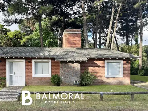 Casa en Alquiler - Zona Lasalle / REF: 8612