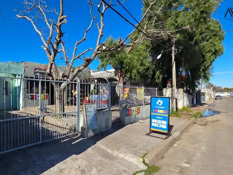 Casa en venta c/ cochera en Maroñas