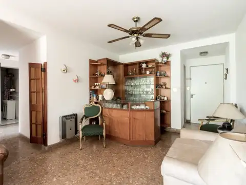 Departamento 4 ambientes con 2 baños