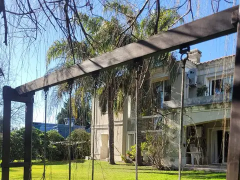 HB BIENES RAICES VENDE CASA EN SAN CARLOS