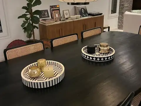 Casa en Alquiler Temporal con 1 cochera