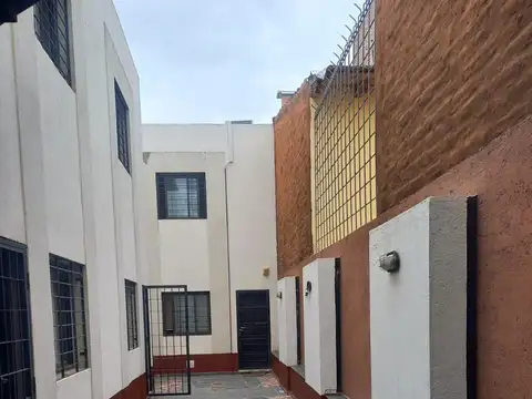 Departamento en Alquiler en Godoy Cruz, $ 680.000