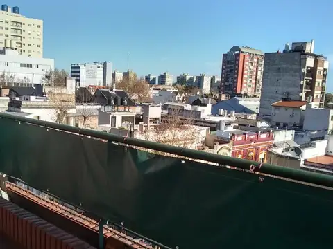 Gral Paz Y Brandsen , Piso 4