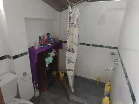Depto Tipo Casa 4 ambientes con 2 baños