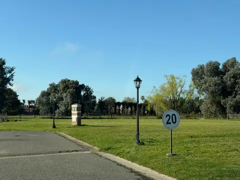 Terreno en Venta en Francisco Álvarez, USD 96.400
