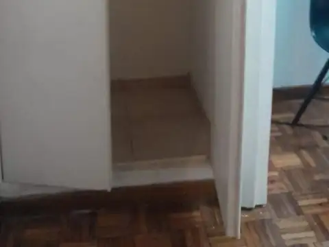Viamonte 1400, Piso 1