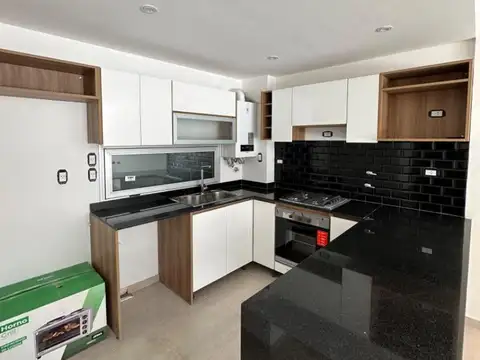 VENTA DEPARTAMENTO DE 3 DORMITORIOS EN 3 DE FEBRERO 1100