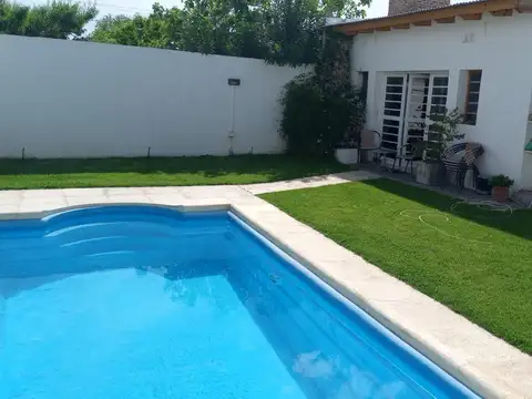 Casa en  Venta 3 dorm. General Roca, Río Negro