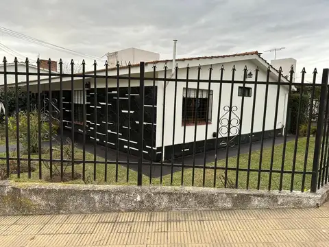 Gdor. Ferreira Esquina Gdor. Loza 101