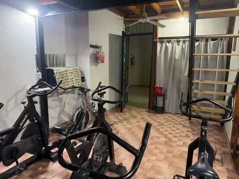 LOCAL EN GALERÍA EN VENTA EN QUILMES CENTRO