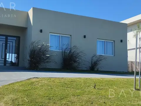 Venta Casa - San Sebastián - Área 1 -Zelaya / Pilar