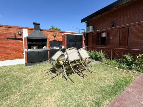 Maipu 1500