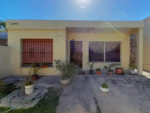 VENTA Y/0 PERMUTA CASA 3 AMB EN MONTE CHINGOLO