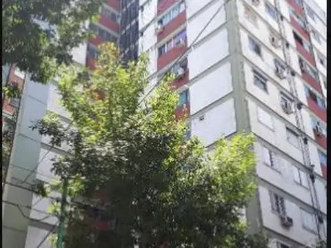 Excelente 3 amb. super luminoso vista panorámica 1 cdra. Av. Belgrano
