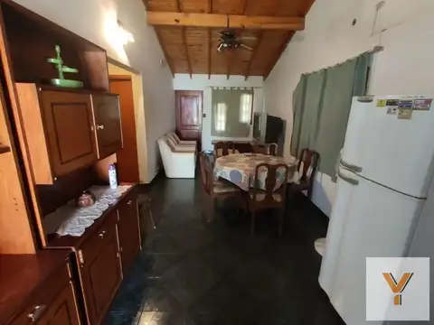 Casa en venta - 3 Dormitorios 2 Baños - Santa Teresita