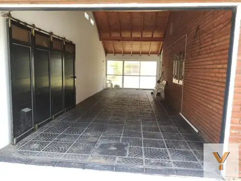 43 e/ 1 y 2