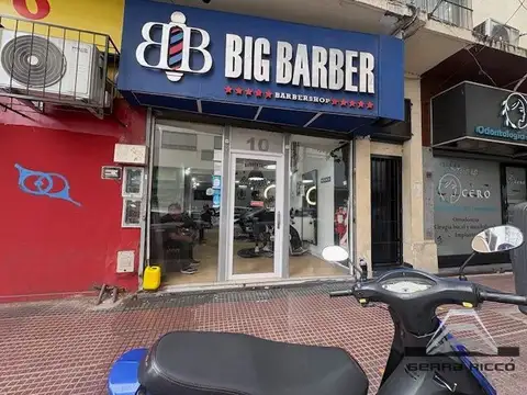 Local comercial en venta ubicado en Flores