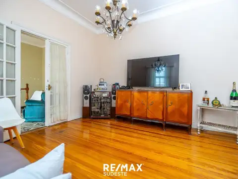 Depto Tipo Casa en Venta de 4 ambientes