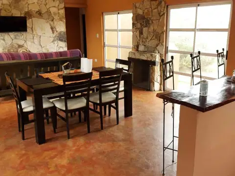 Casa en venta - 3 Dormitorios 2 Baños - 1000mts2 - San Clemente Del Tuyu