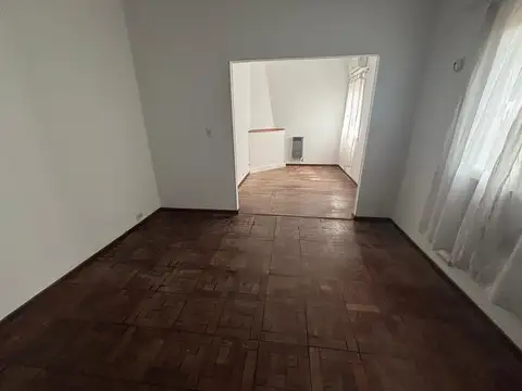 Depto Tipo Casa en Venta al Este