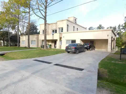 Casa en Venta de 5 dormitorios