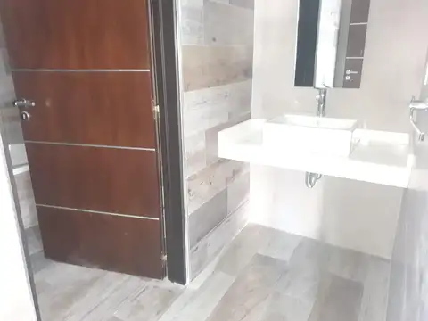 Oficina en Alquiler en Villa del Parque, USD 1.500