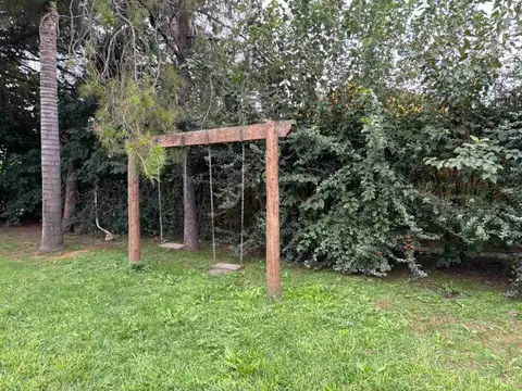 VENTA QUINTA CON PISCINA Y PARQUE EN NAVARRO