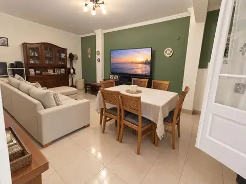 Depto Tipo Casa en Venta de 2 dormitorios