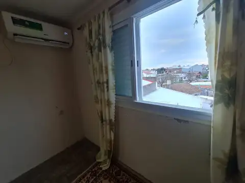 Depto Tipo Casa en Venta 24 años