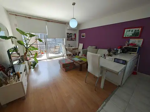 Alquiler 2 amb. Con balcon en Nunez.