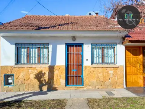 VENTA PH 3 AMBIENTES A LA CALLE