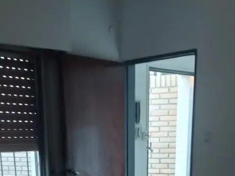 Ph de dos Ambientes planta baja con patio