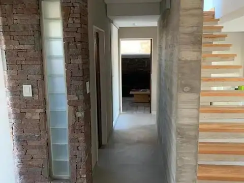 Casa en Venta en El Cantón, USD 630.000