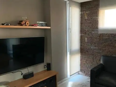 Casa 4 ambientes con 5 baños