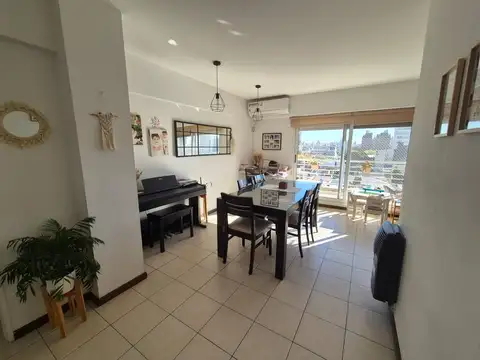 Boulevard 27 de Febrero 1500