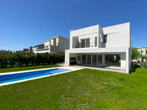 Las Tipas Nordelta 100