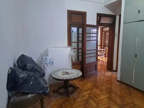 Casa en Alquiler en Chacarita, $ 2.500.000