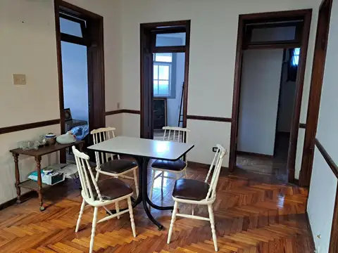 Casa en Alquiler con 1 cochera