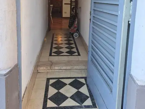 Casa en Alquiler en Chacarita, $ 2.500.000