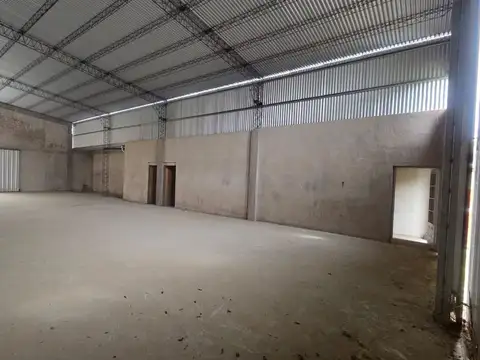 Alquiler Galpón 240 mts, Luján centro