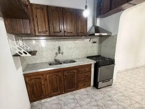 Depto Tipo Casa 3 ambientes con 1 baño