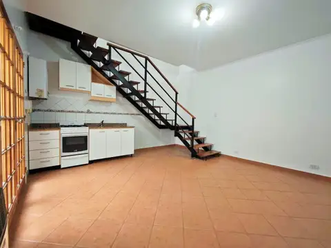 PH Apto Crédito, ¡SIN EXPENSAS!, Balcón, Patio y Terraza. Listo para escriturar y mudarse.