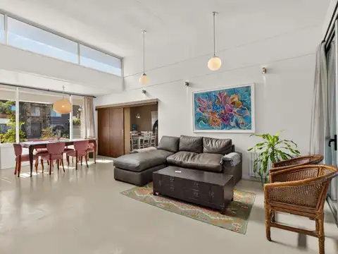 Casa 4 ambientes con 3 baños