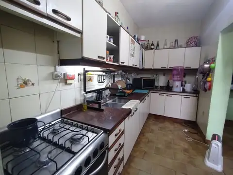 Casa, Vta, 3 Amb - Quincho - Parrilla - Cochera