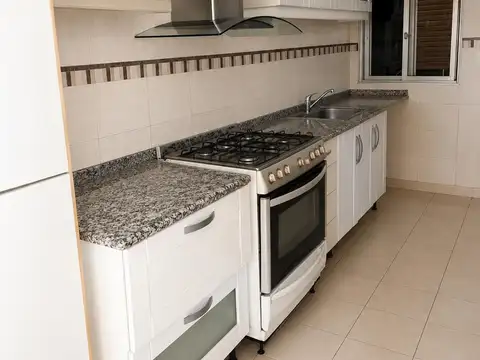 Casa en Venta en Alberdi, USD 163.000