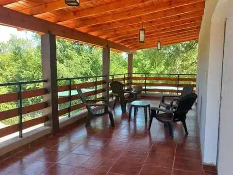 Casa en Venta con 9 cocheras