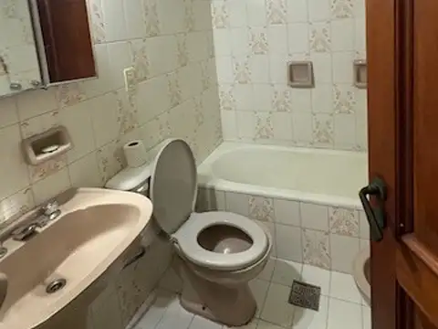 Depto Tipo Casa 4 ambientes con 1 baño