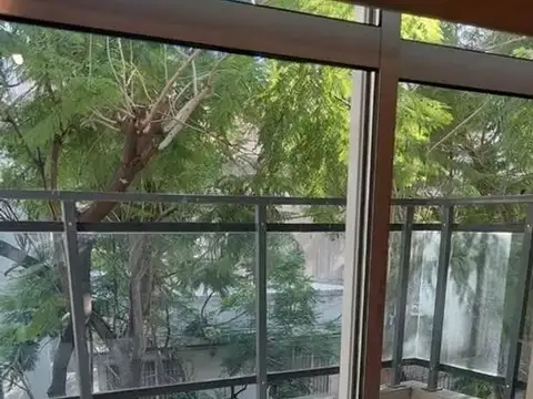 ALQUILER MONOAMBIENTE AL FRENTE CON BALCÓN EN CENTRO ROSARIO